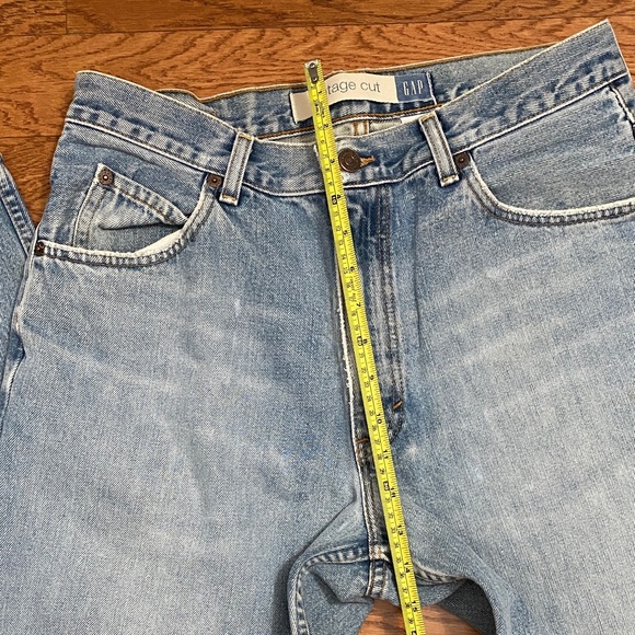 GAP Classic Light Blue Relaxed Men's Jeans - Picture 4 of 11